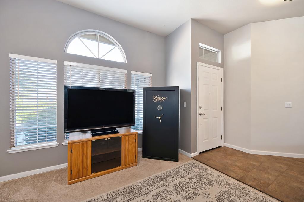 8400 Clear Valley Court