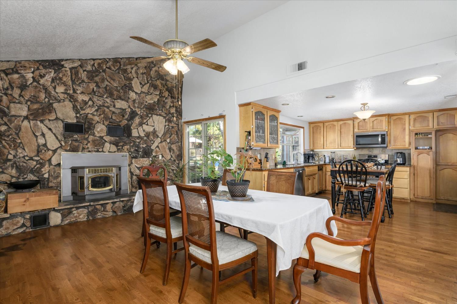 2555 Westridge Drive