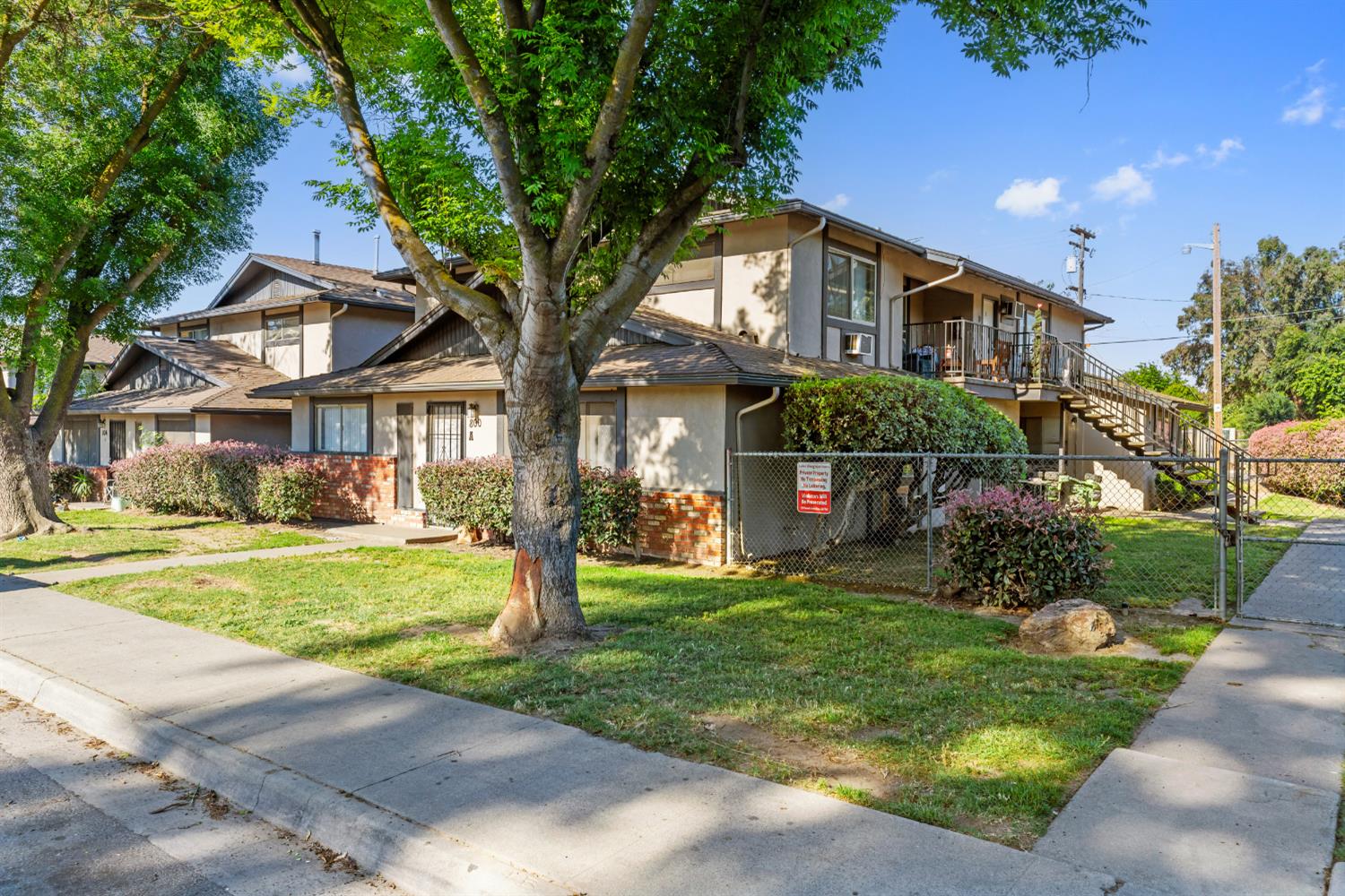 800 Sutter Avenue
