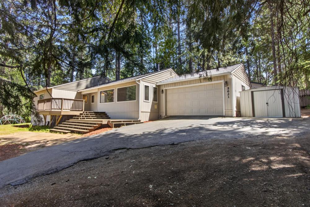 5621 Daisy Circle