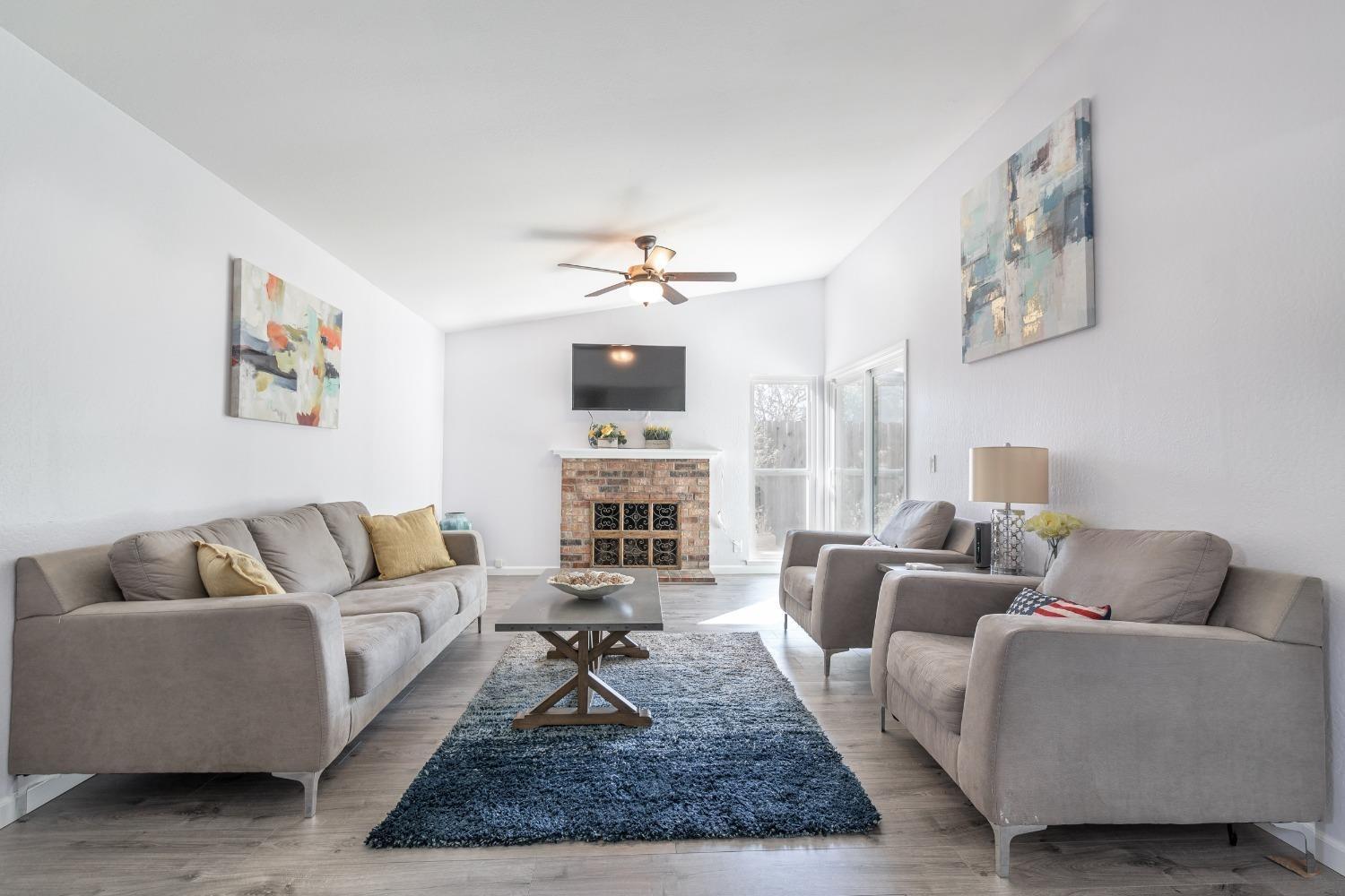 9505 Linda Rio Drive