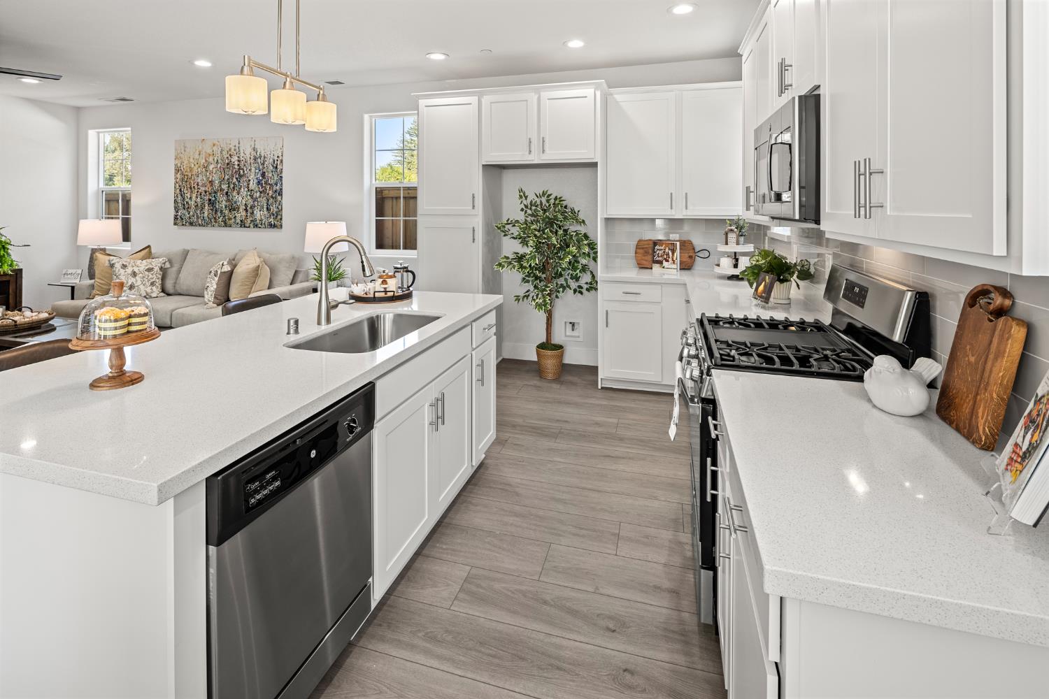 4400 Redstart Lane Lot16