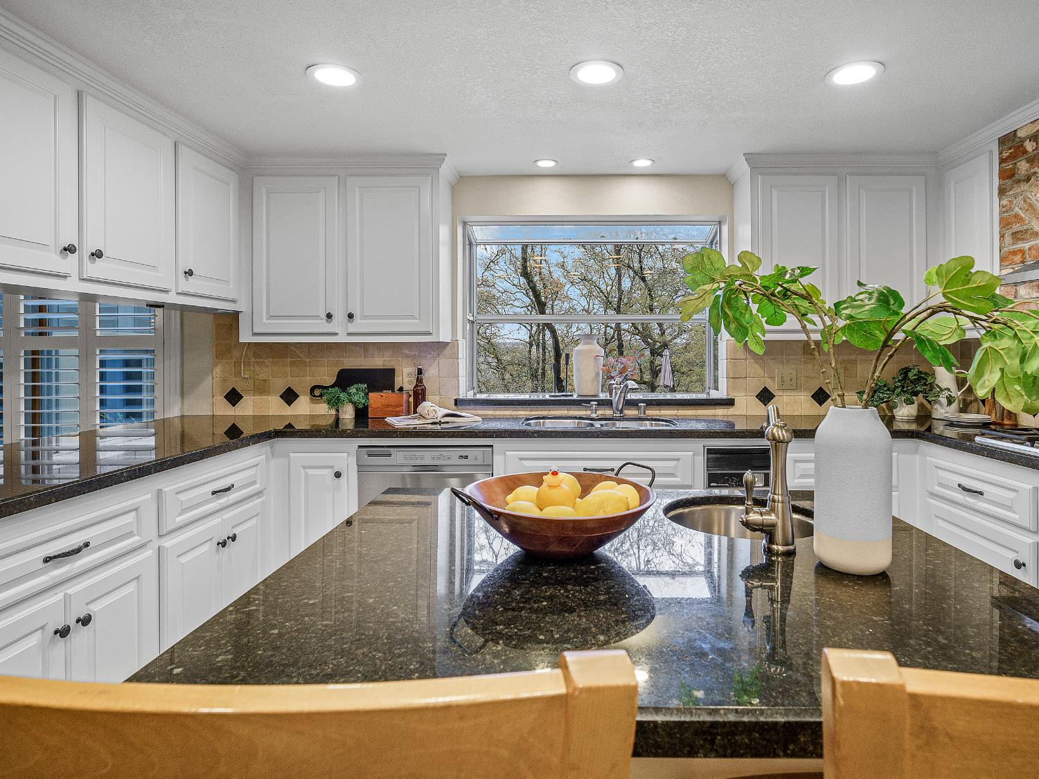 3169 Ridgeview Drive