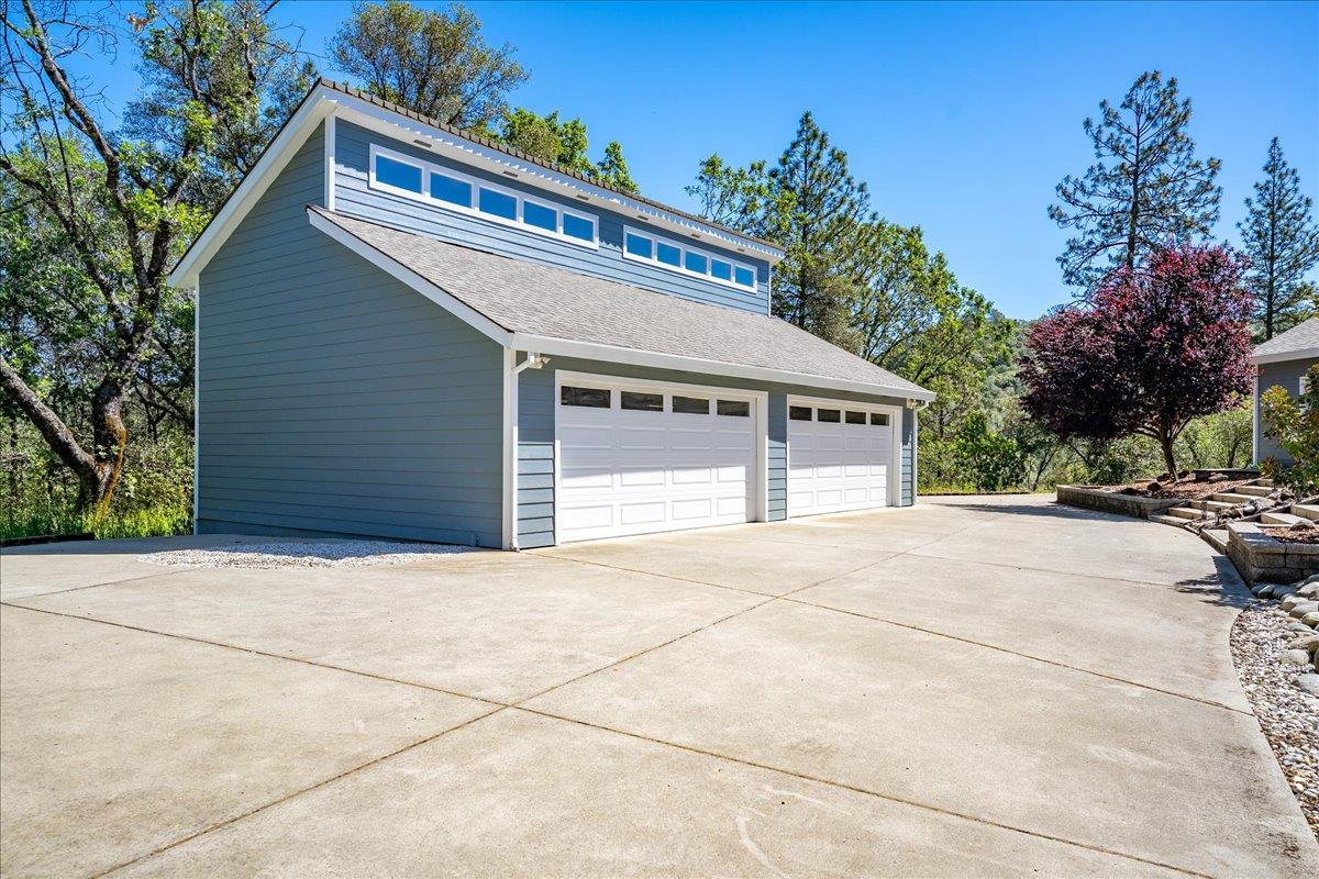 4521 Cross Creek Road