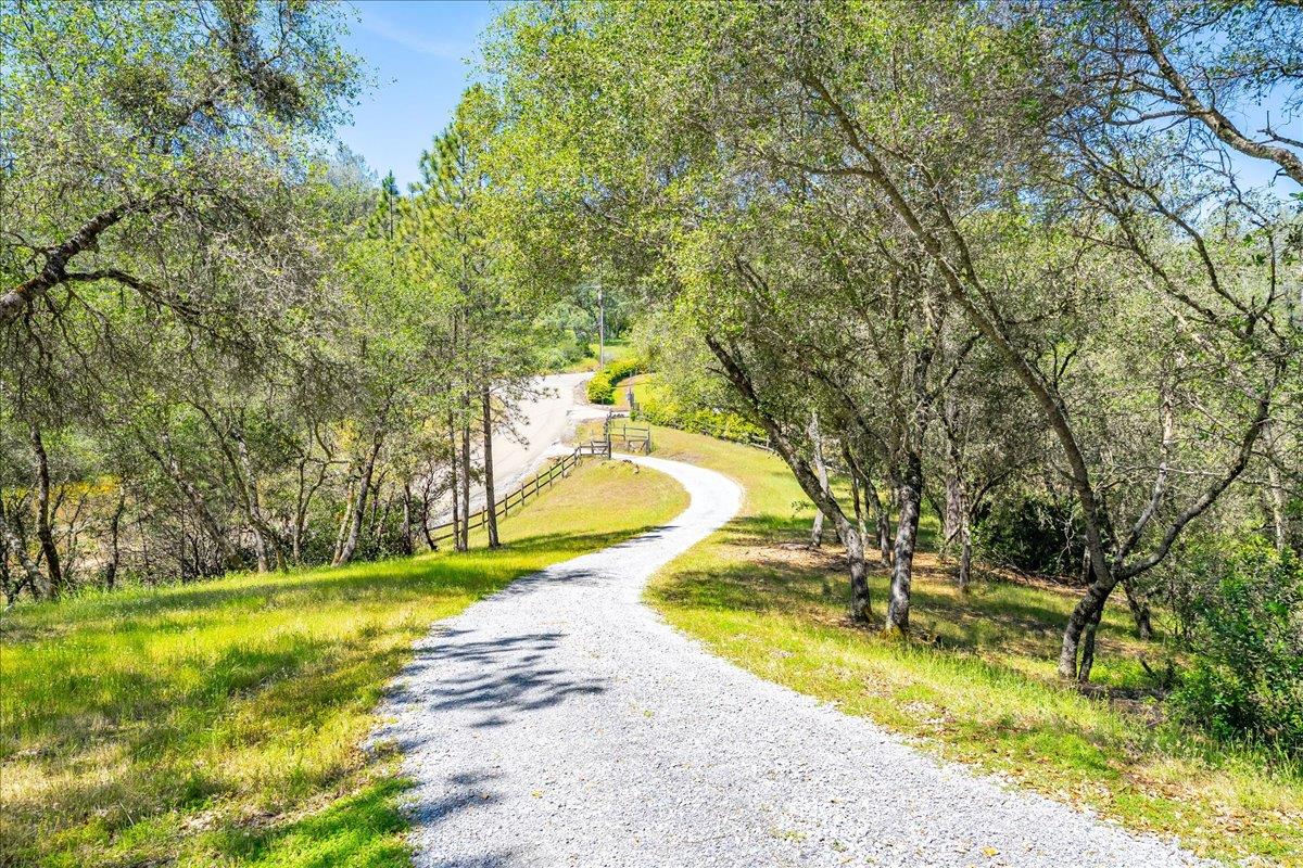 4521 Cross Creek Road