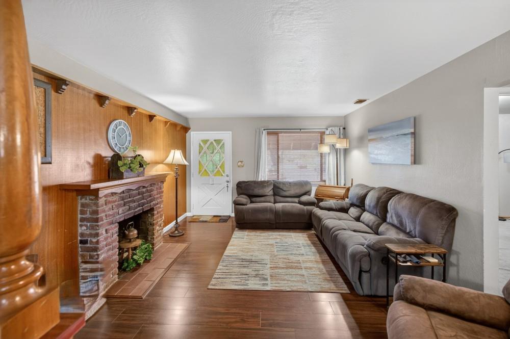 4550 Green Tree Drive