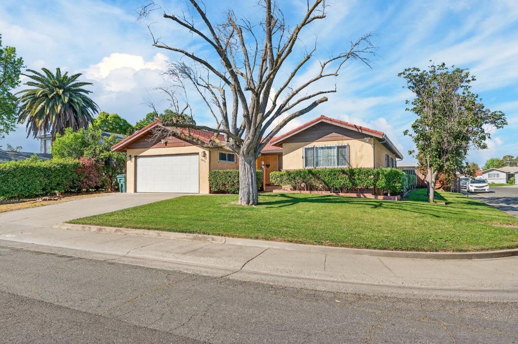 Photo of 6626 50th Street, Sacramento, CA 95823 (MLS # 226033332)