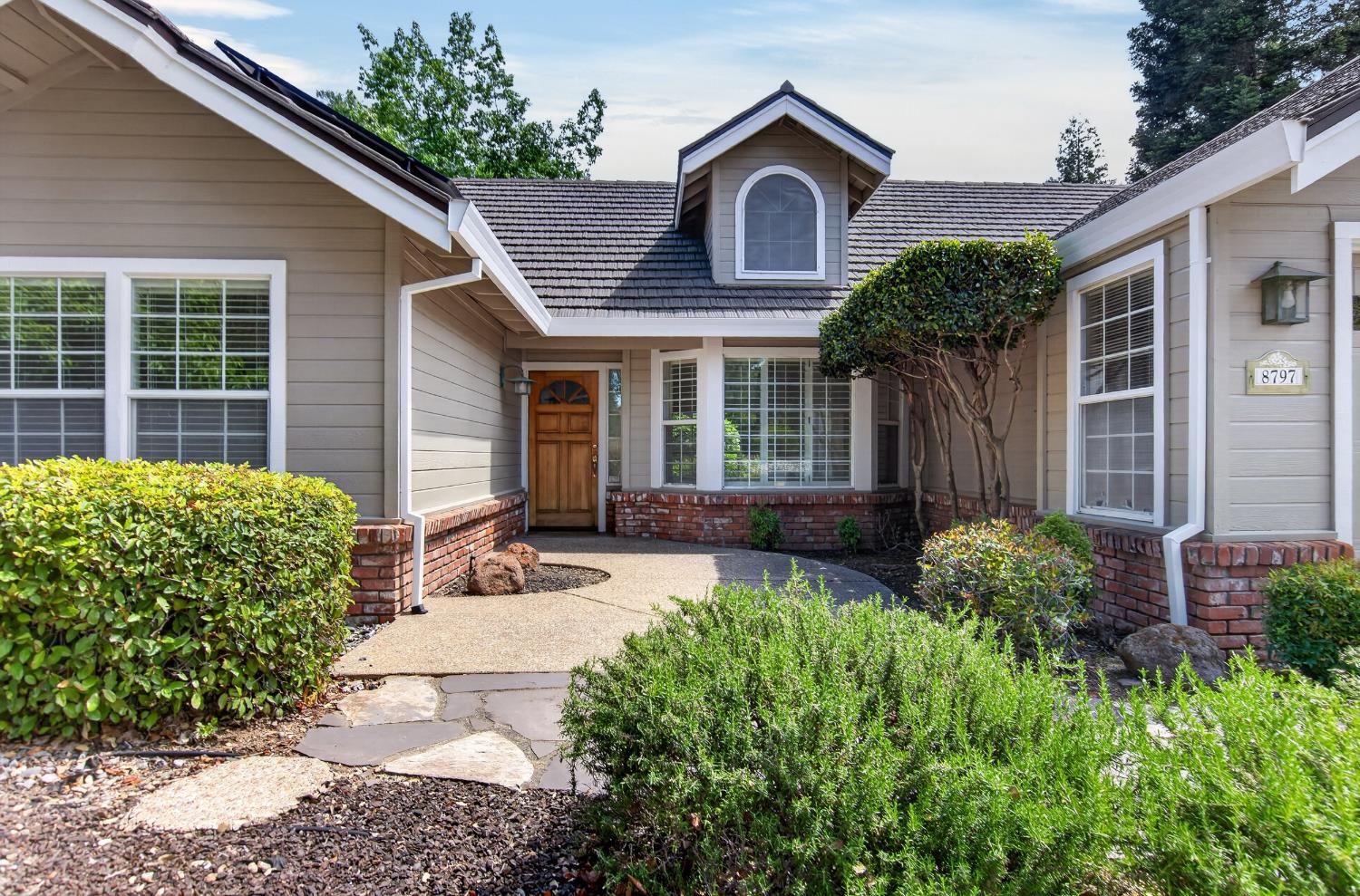 8797 Bronson Drive