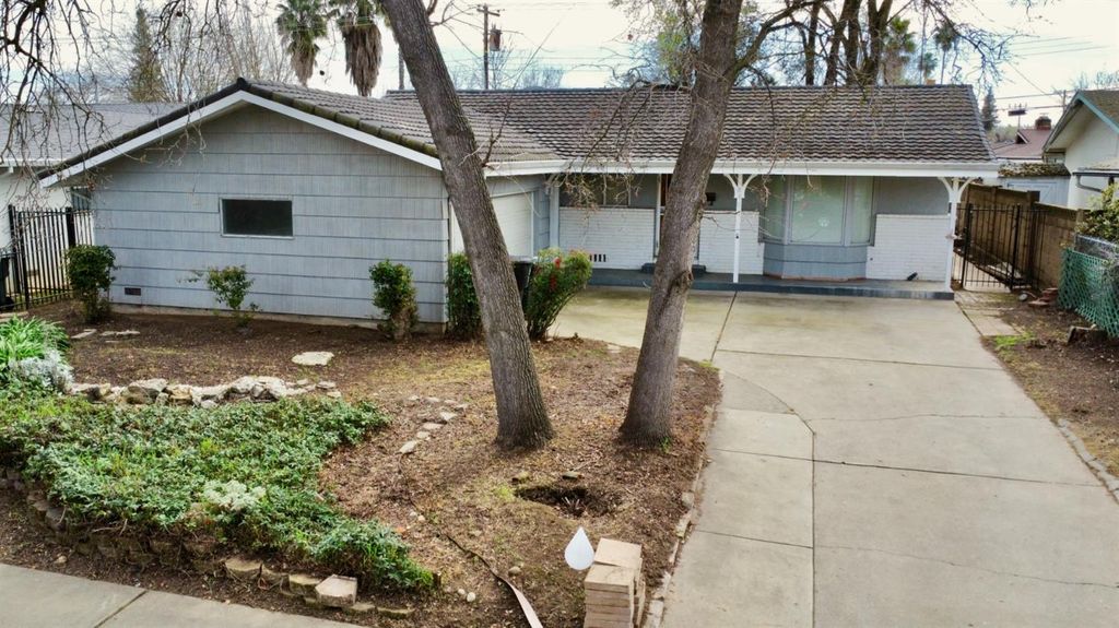 Photo of 8904 Talisman Drive, Sacramento, CA 95826 (MLS # 226024426)