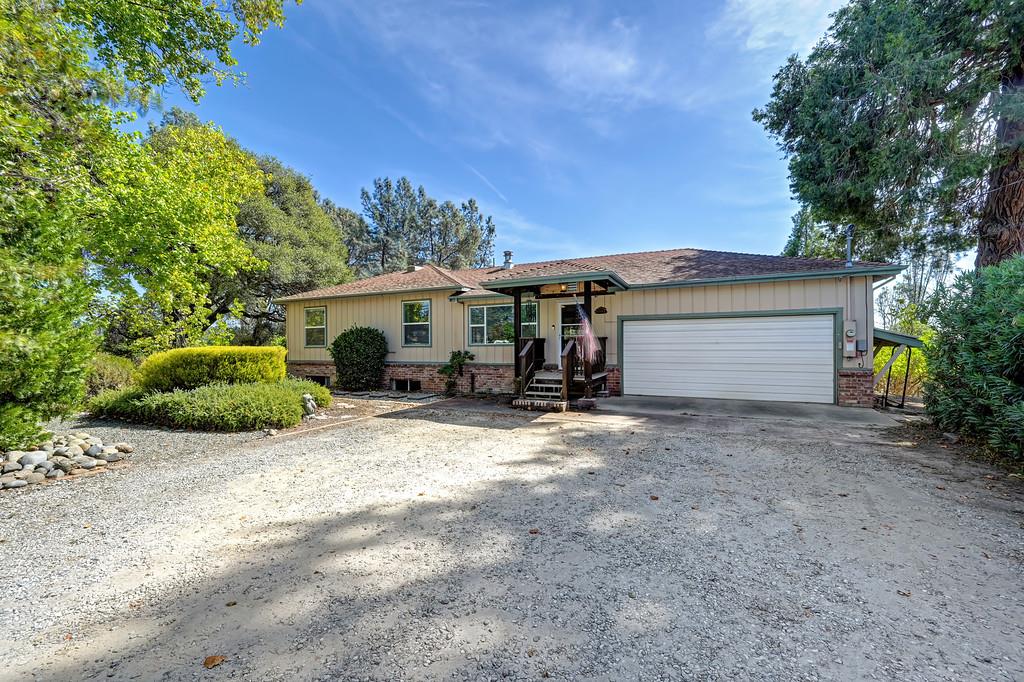 9305 Mosquito Road