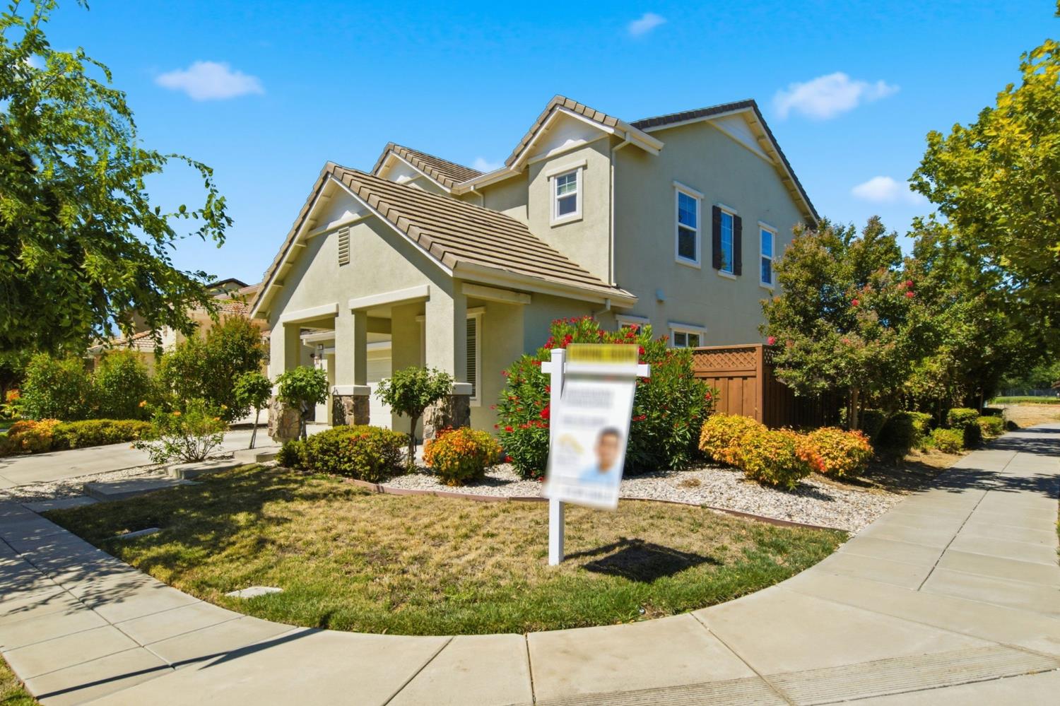 787 N Questa Court