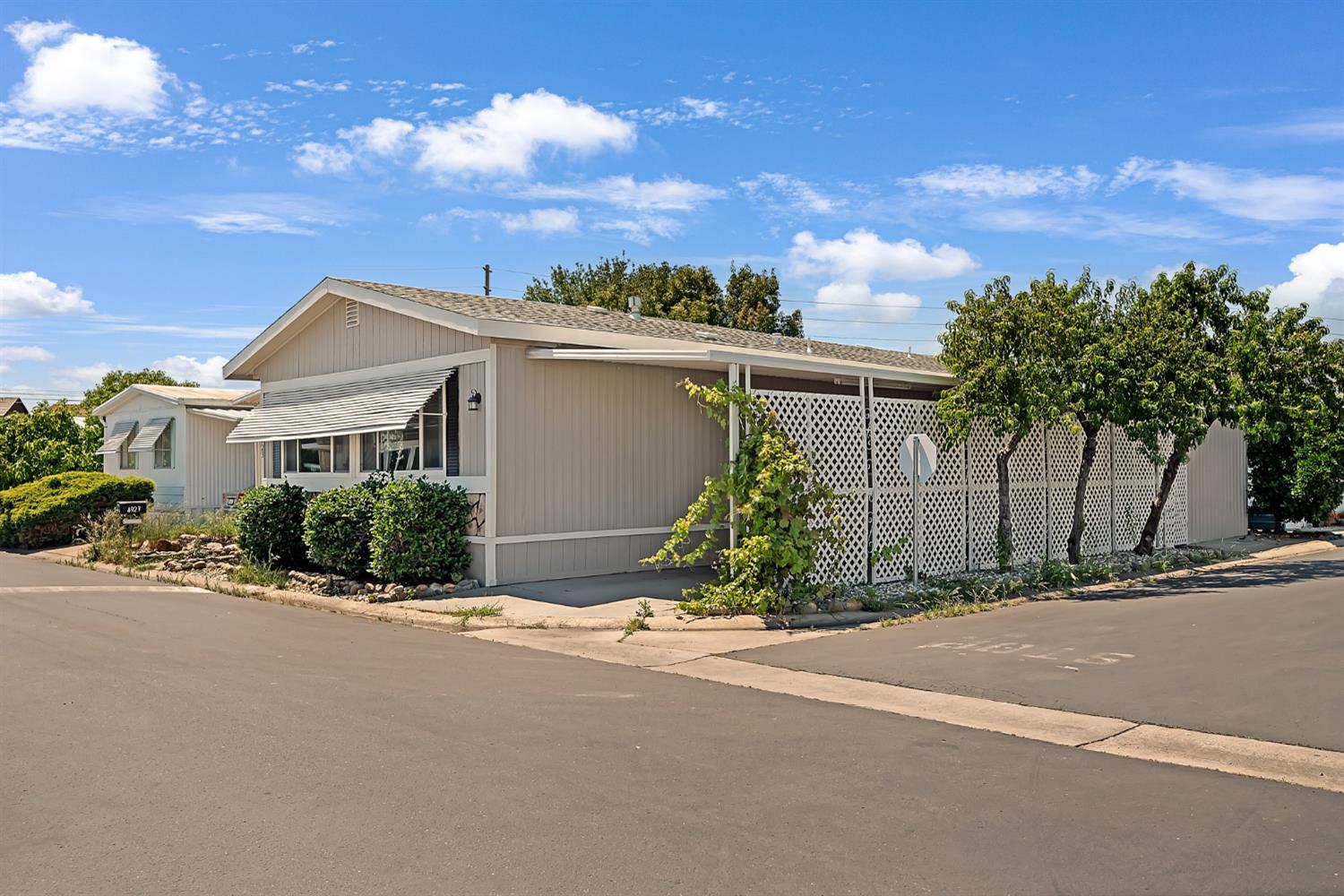 4923 Gardendell Road