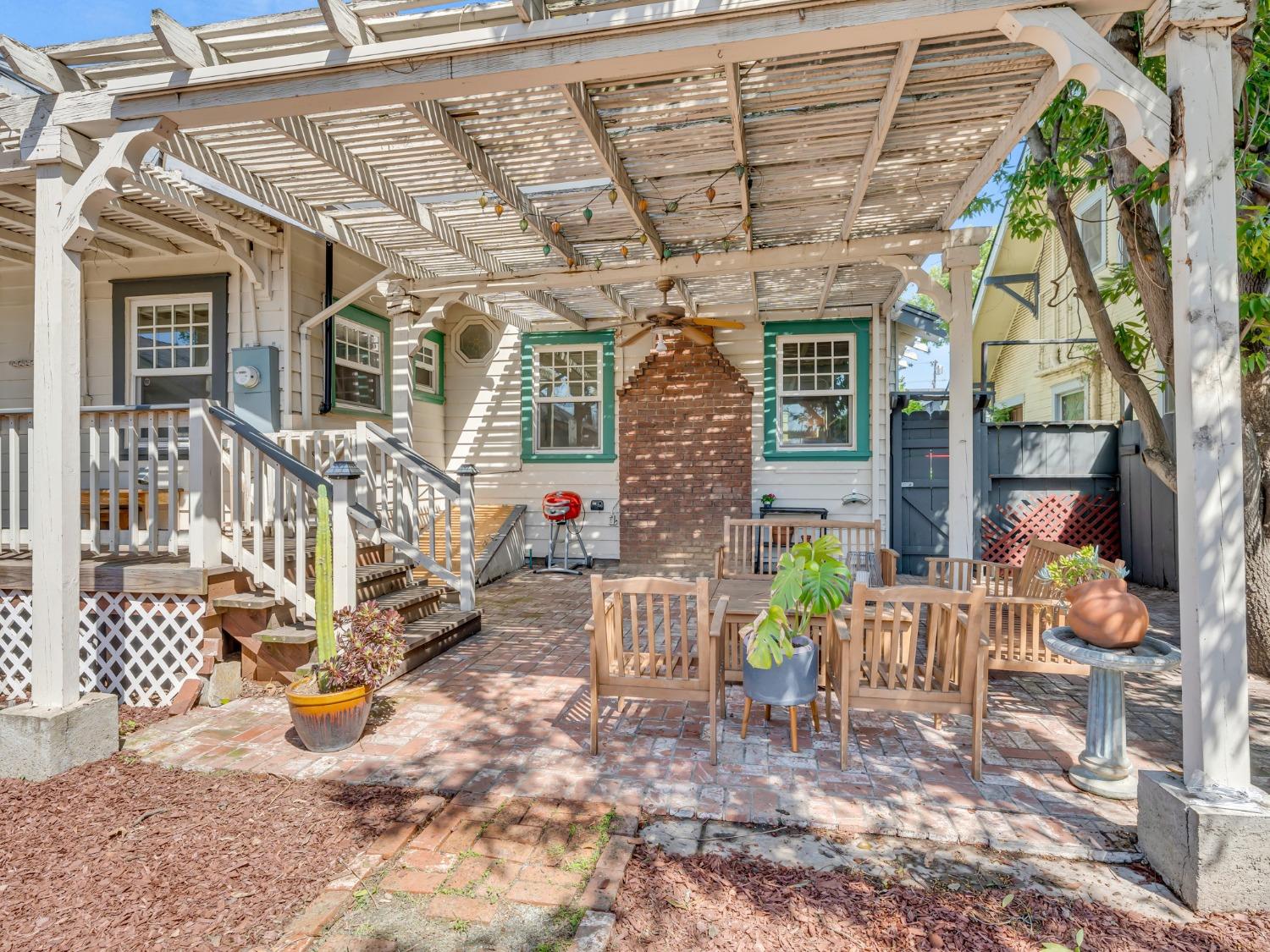 Stockton, California 95204, United States, 3 Bedrooms Bedrooms, ,2 BathroomsBathrooms,Residential,Pending,104629