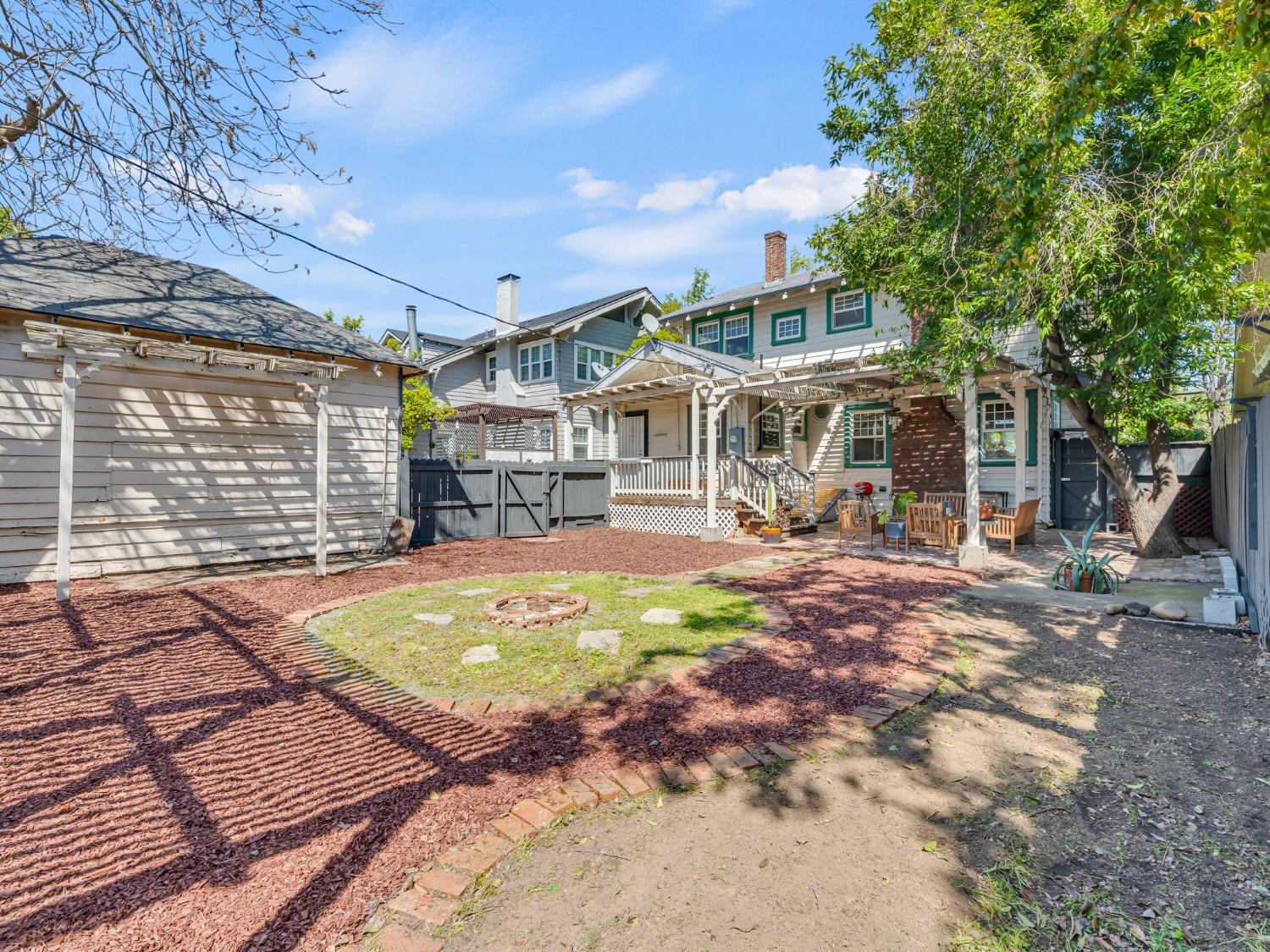 Stockton, California 95204, United States, 3 Bedrooms Bedrooms, ,2 BathroomsBathrooms,Residential,Pending,104629