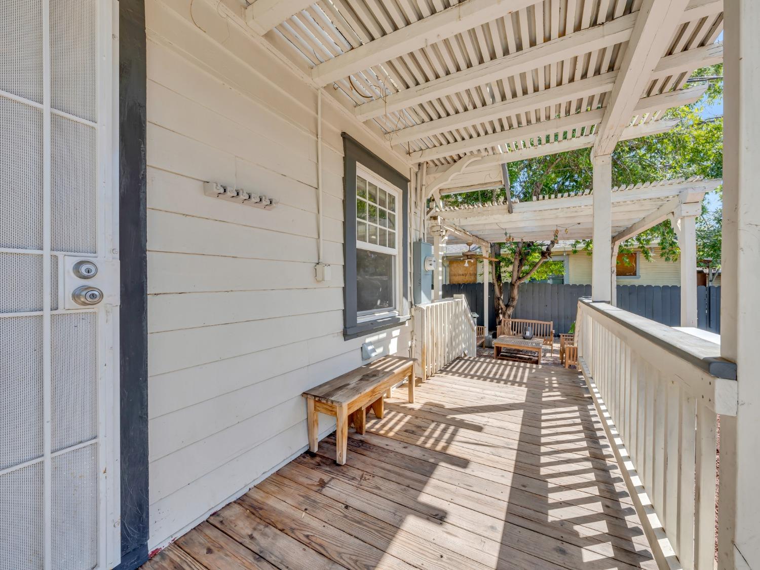 Stockton, California 95204, United States, 3 Bedrooms Bedrooms, ,2 BathroomsBathrooms,Residential,Pending,104629