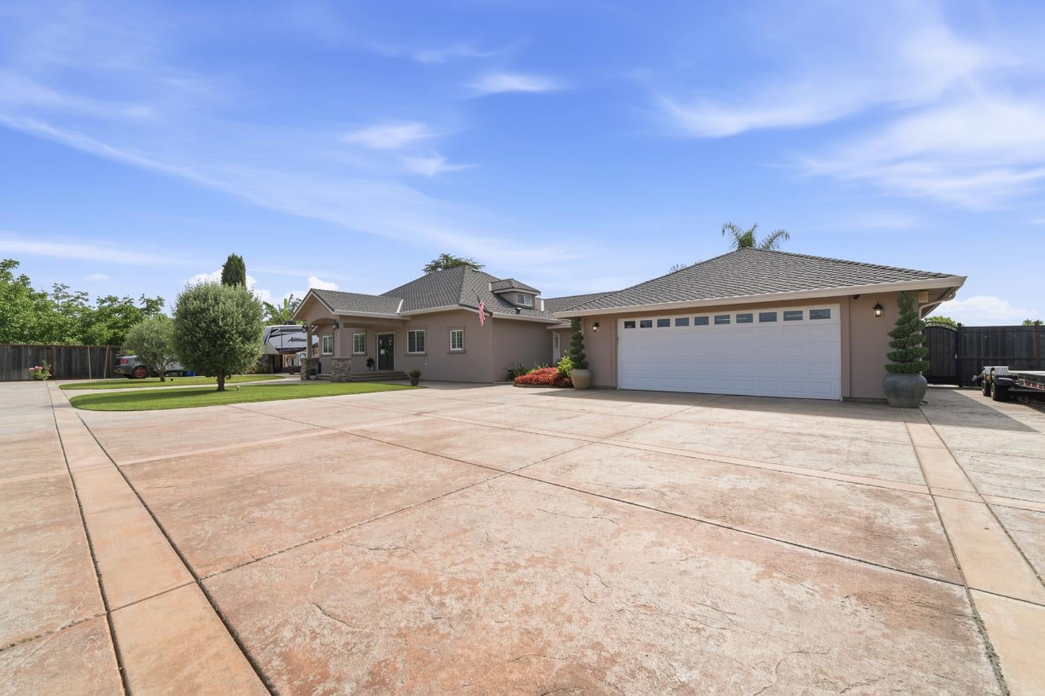 2837 Geer Road