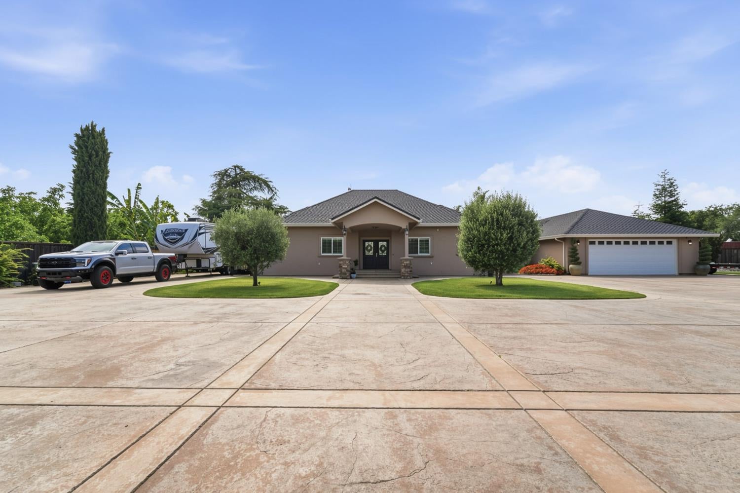 2837 Geer Road
