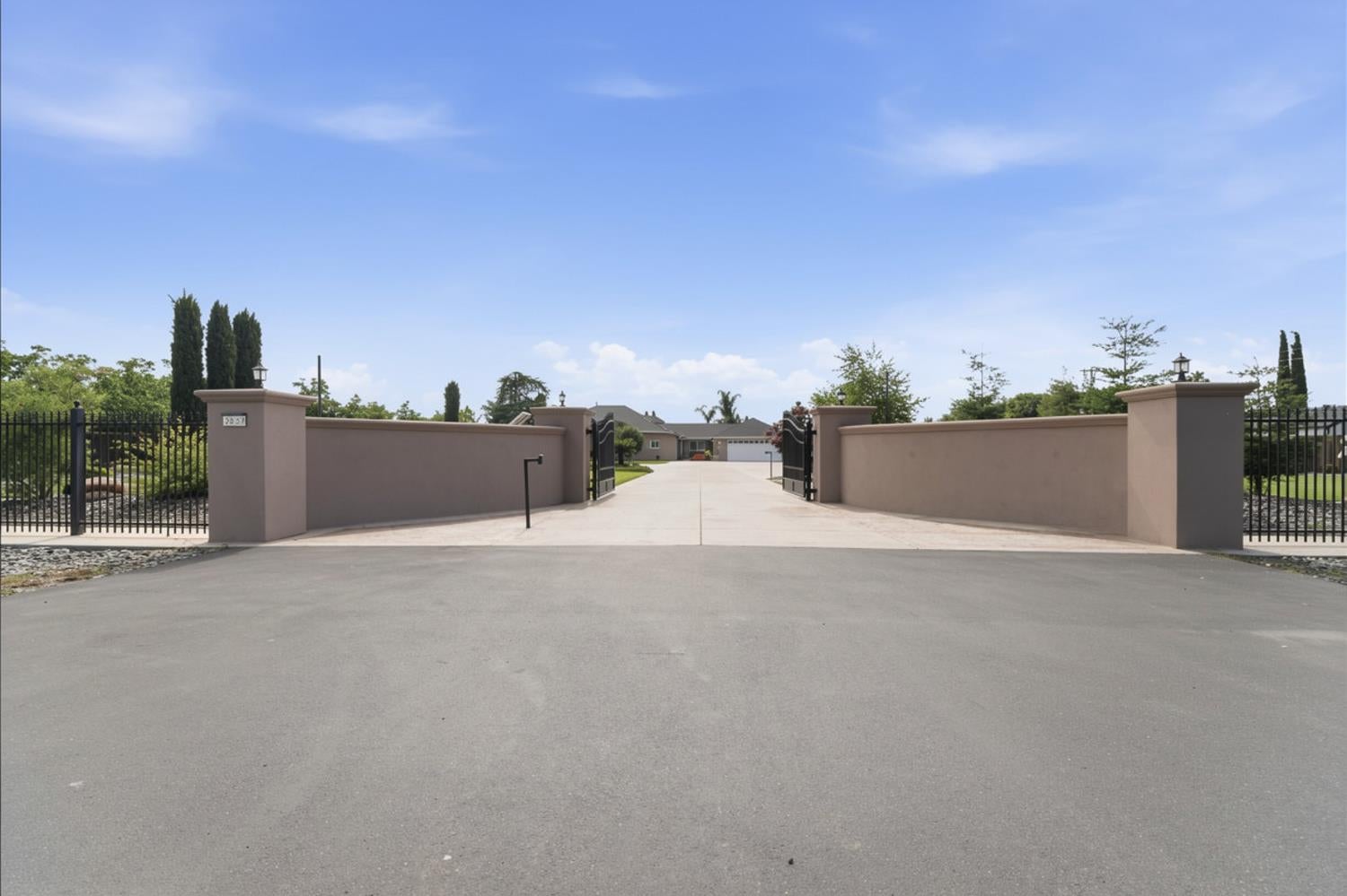 2837 Geer Road