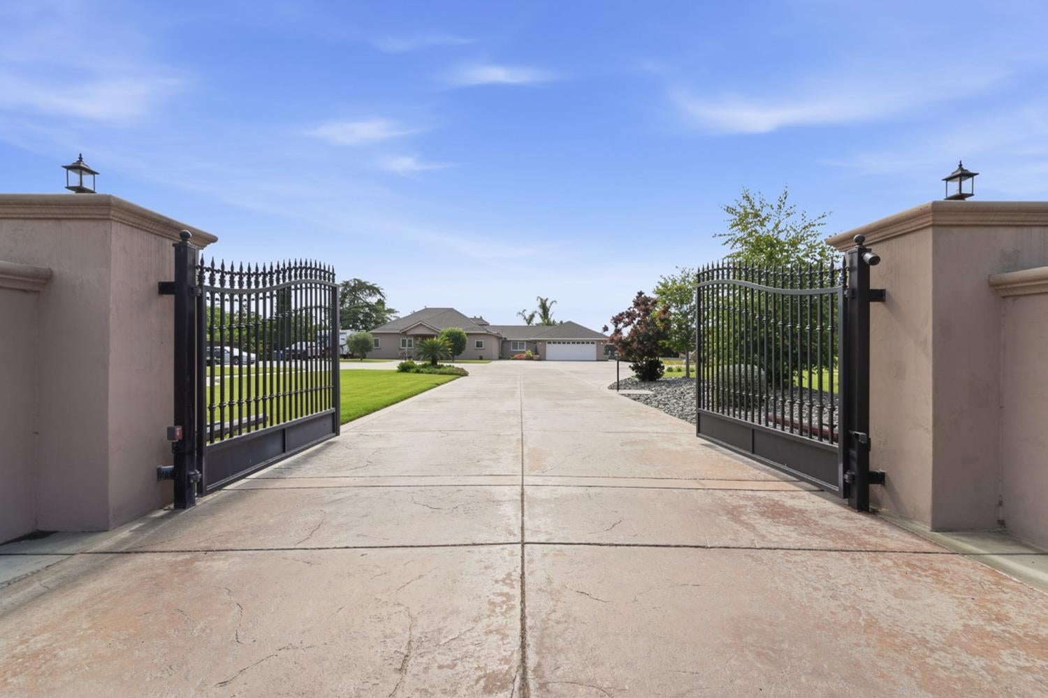 2837 Geer Road