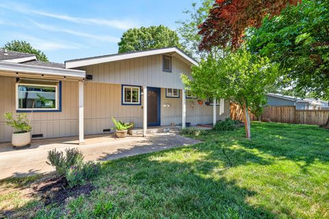 5724 Beech Avenue Orangevale CA 95662