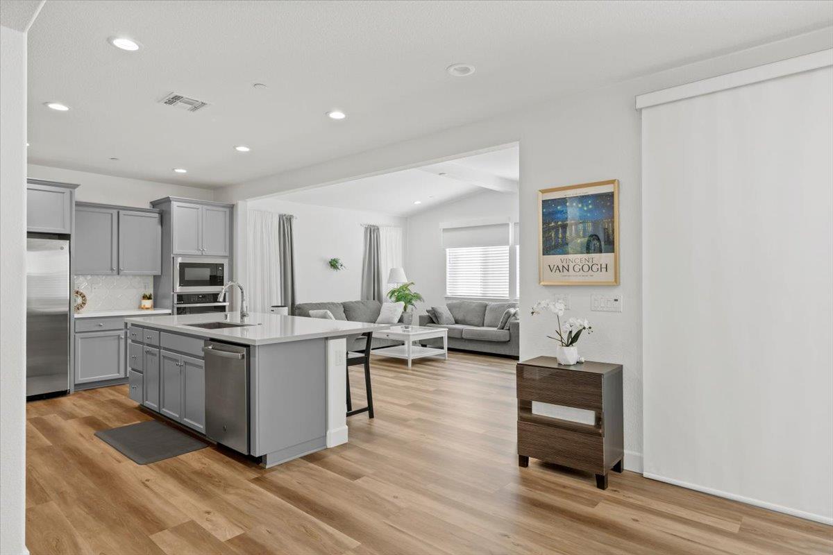 4316 Castle Crag Street