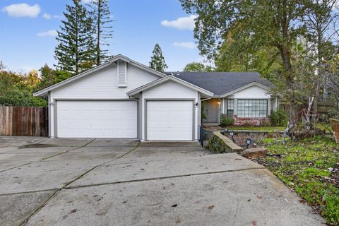 825 Mount Ranier Way El Dorado Hills CA 95762