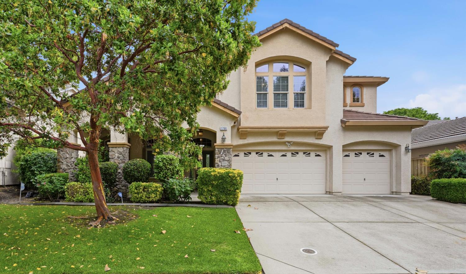 1766 Barossa Way