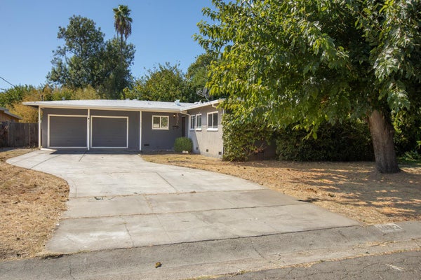 1023 DOWNING AVE, CHICO, CA 95926 - Image bb2a98abd4e882da99d149fb819d269f/975636870