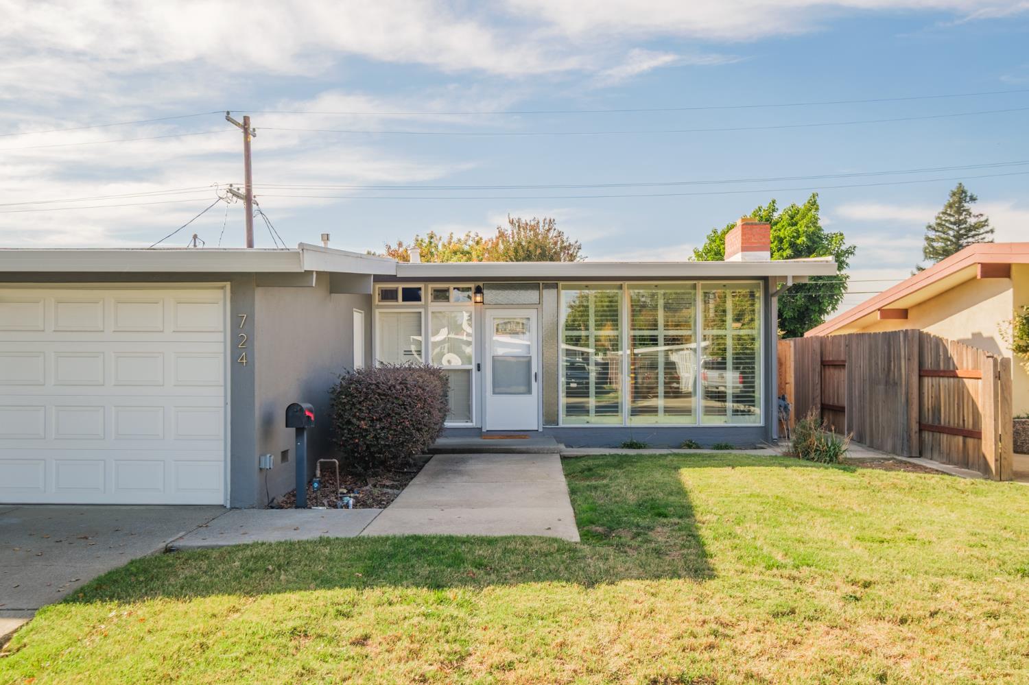 724 Julian Drive