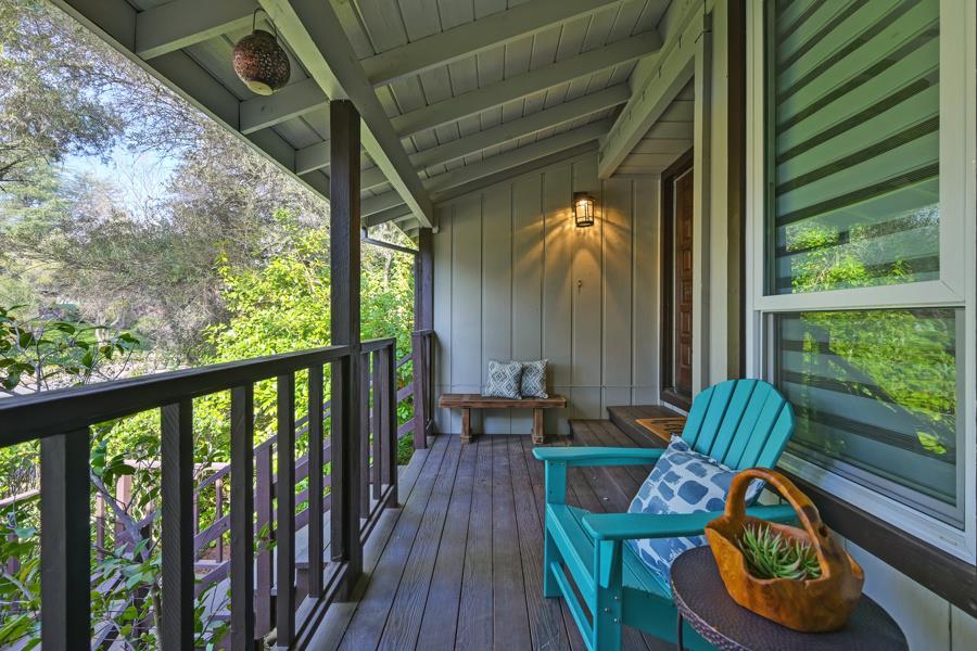 4900 Stonewood Court