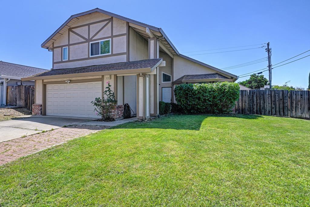 7400 Pimienta Drive