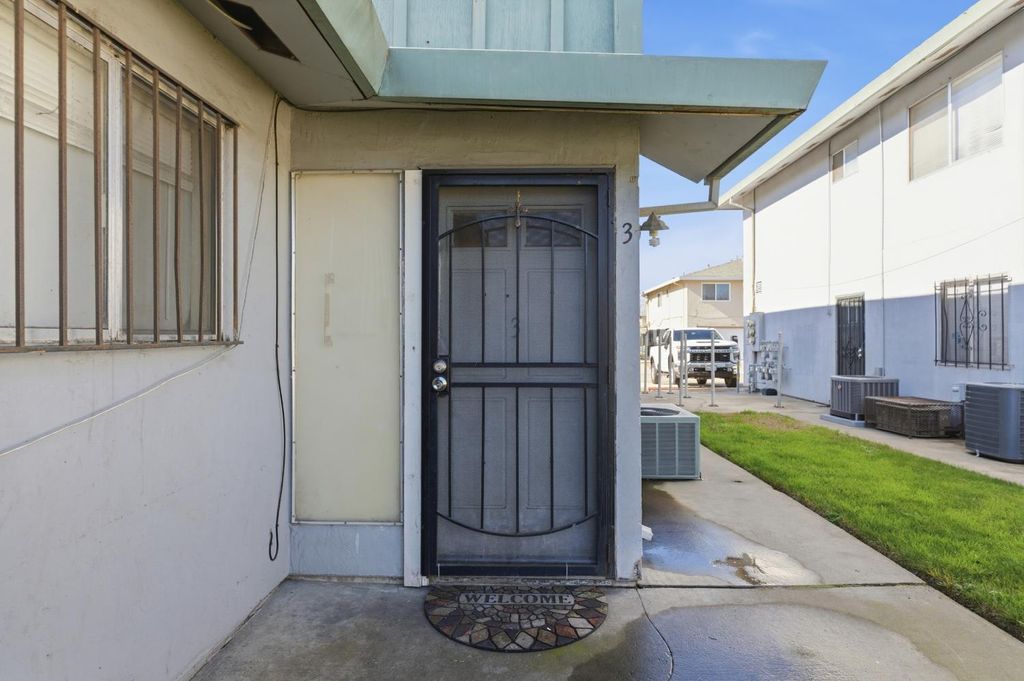 Photo of 4415 Calandria Street #3, Stockton, CA 95207 (MLS # 226020313)