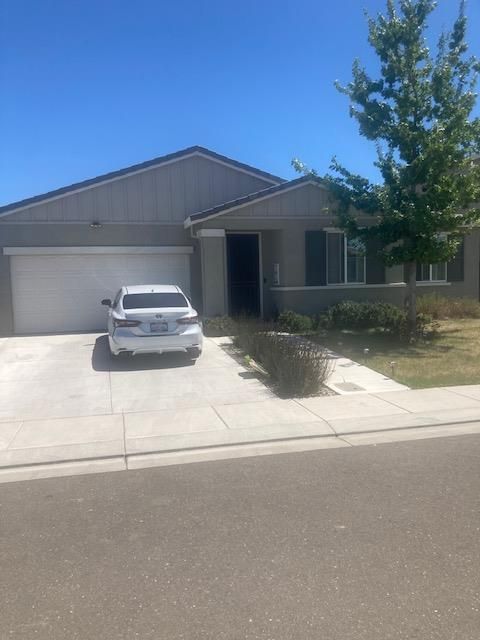 2182 River Willow Avenue Manteca CA 95337