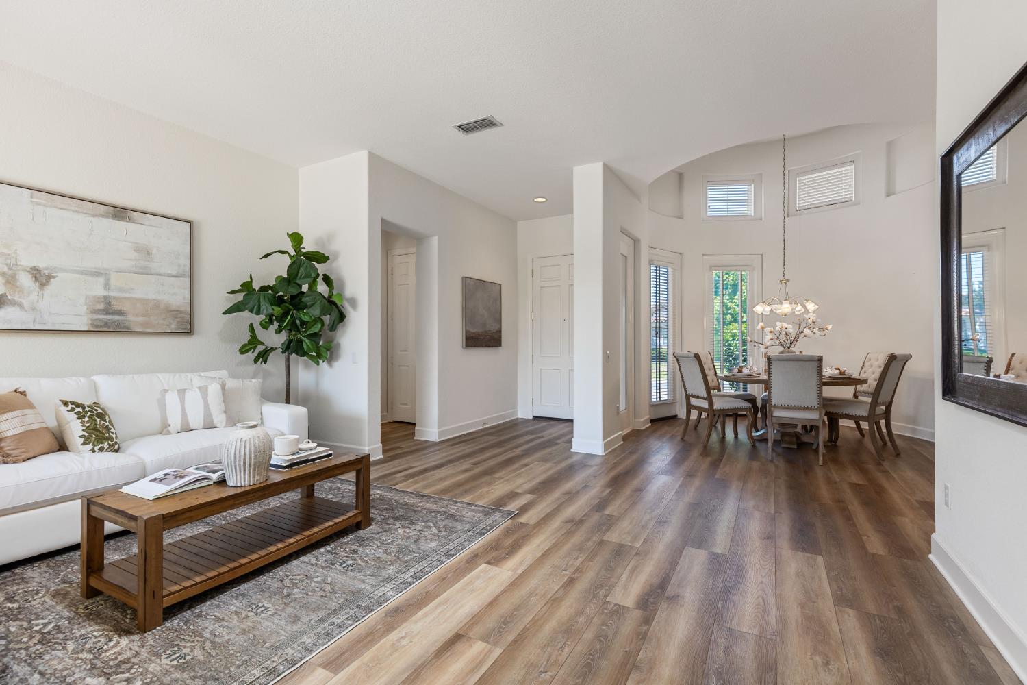 1316 Magnolia Lane