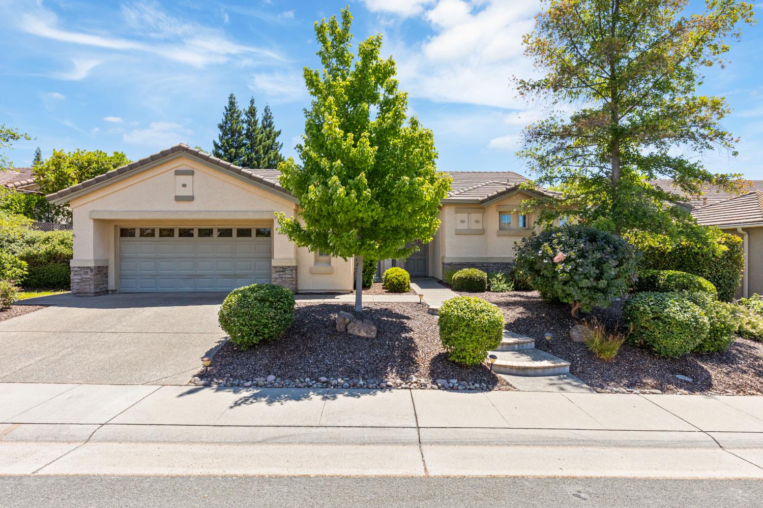 1316 Magnolia Lane
