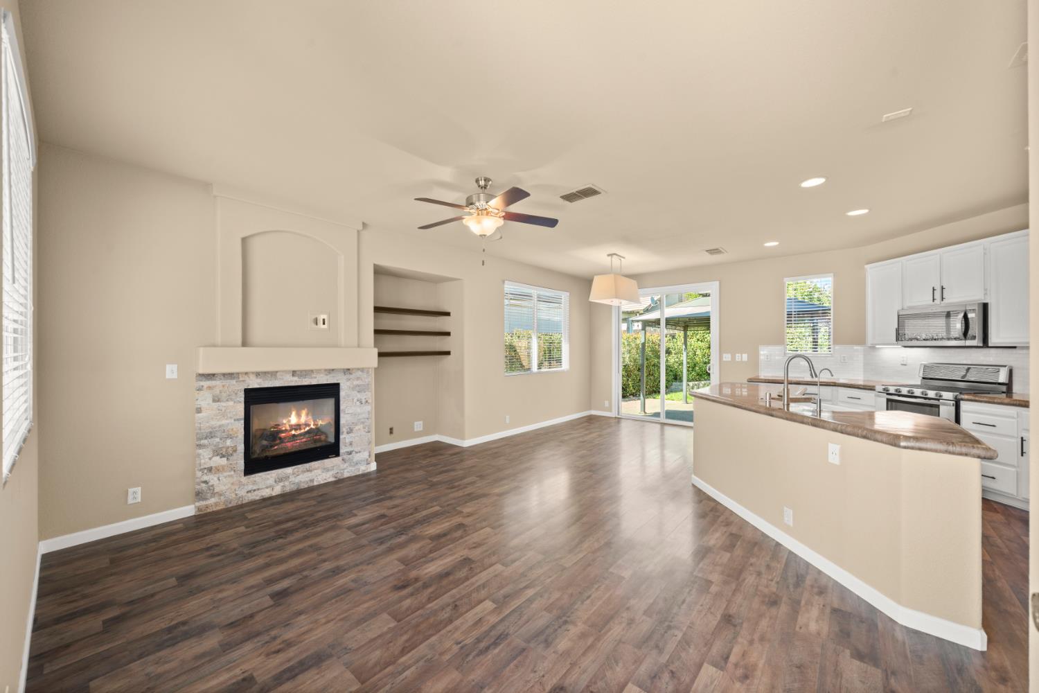 8412 Pinyon Pine Place