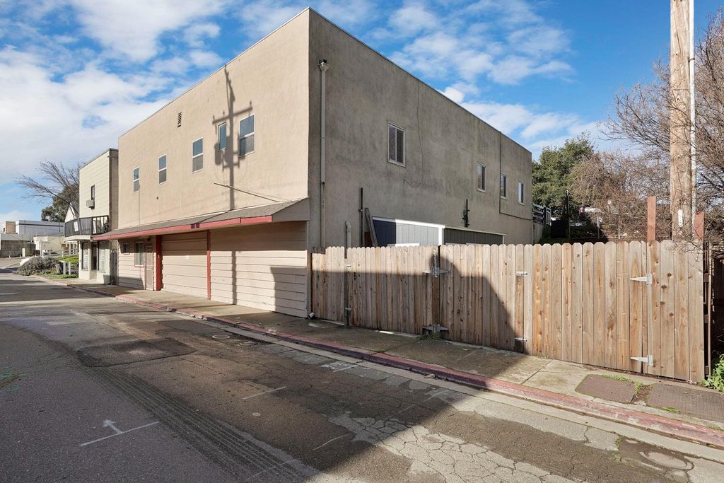 Photo of 14144 Market Street, Walnut Grove, CA 95690 (MLS # 225132642)