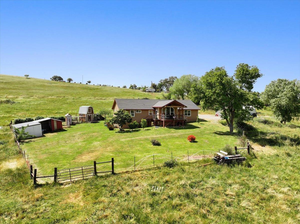 7497 Mccourtney Road