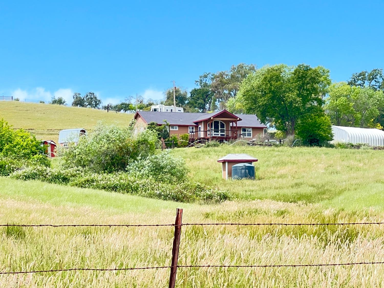 7497 Mccourtney Road