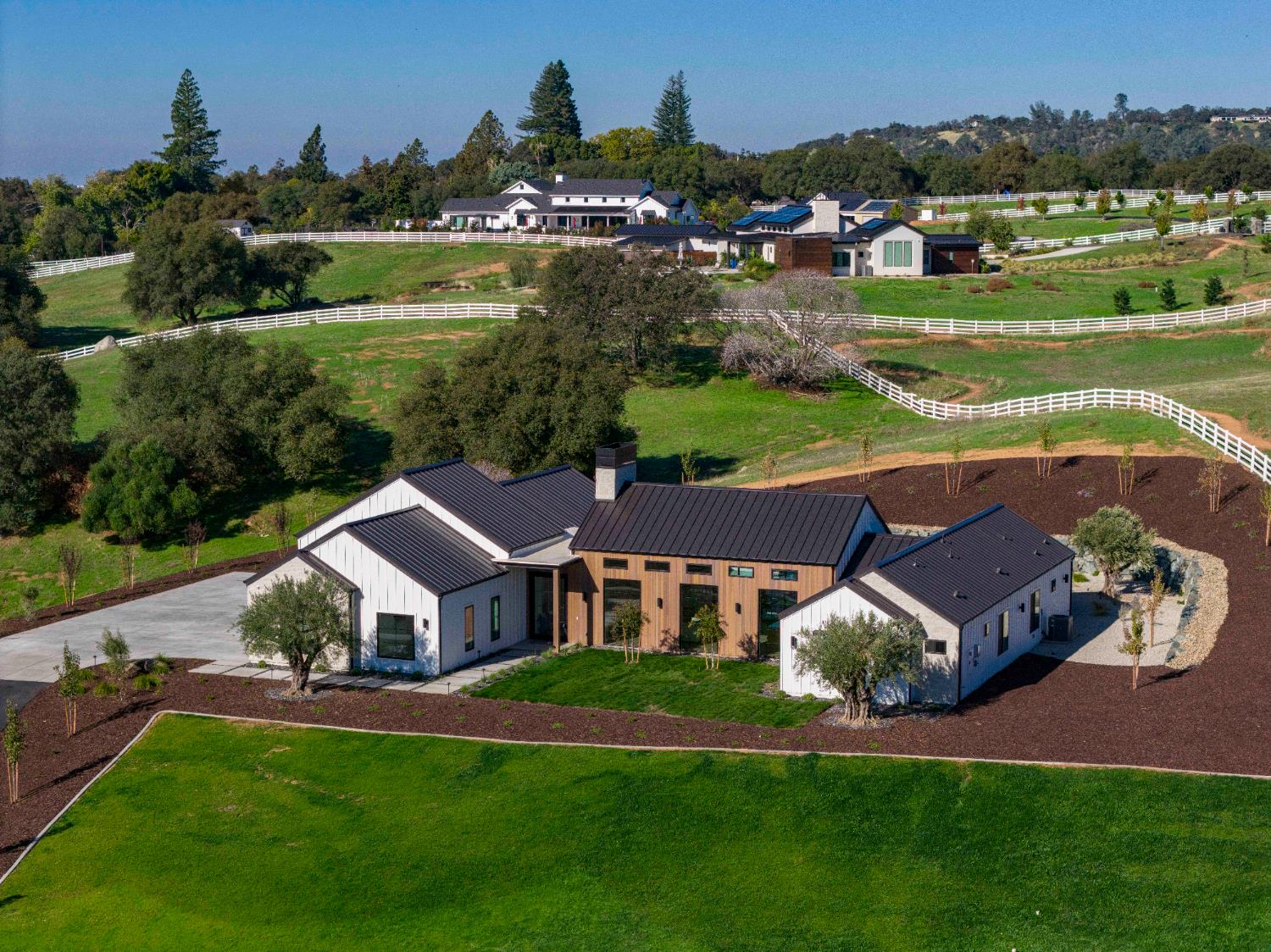 3140 Rattlesnake Road