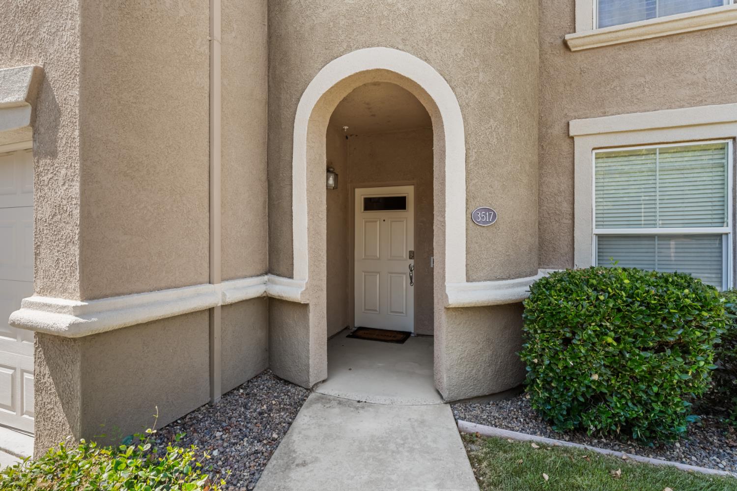 5350 Dunlay Drive 3517