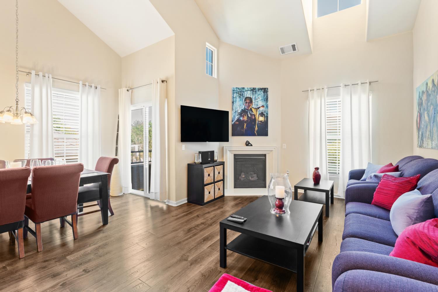 5350 Dunlay Drive 3517