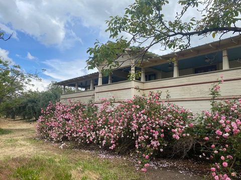 700 Wellsford Road Modesto CA 95357