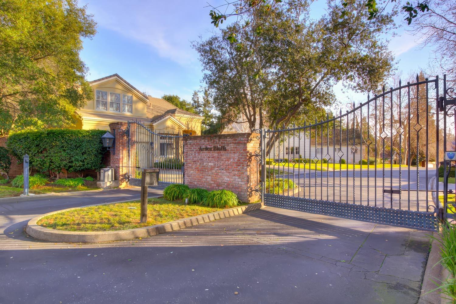 1626 Arden Bluffs Lane