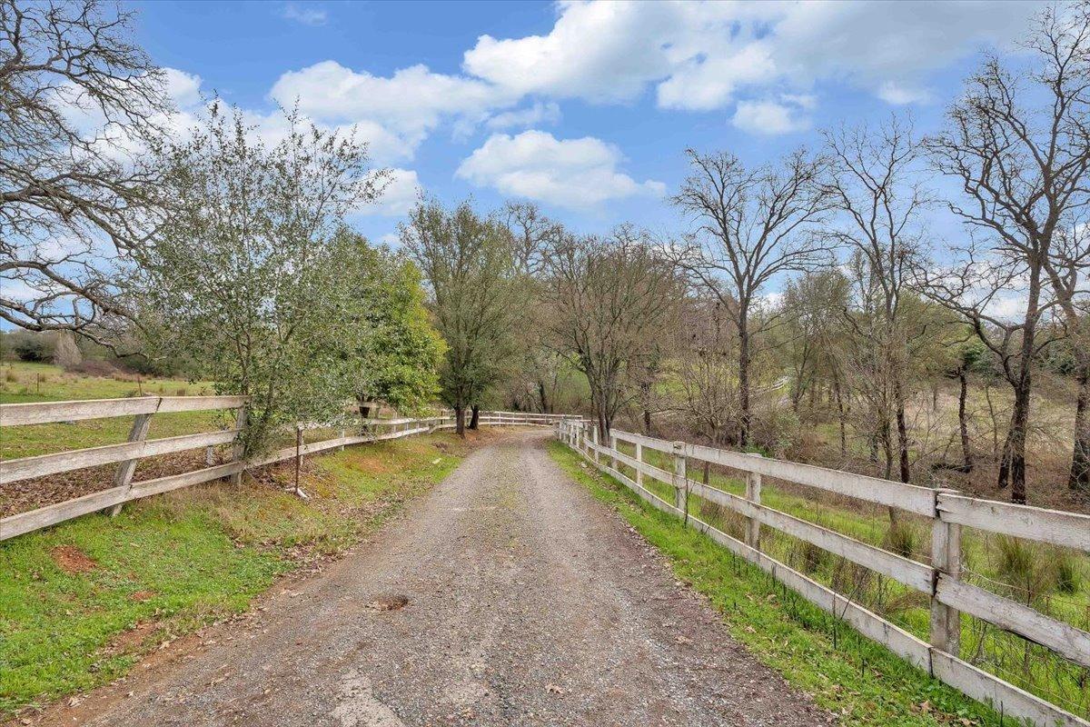 12076 Prairie Creek Lane