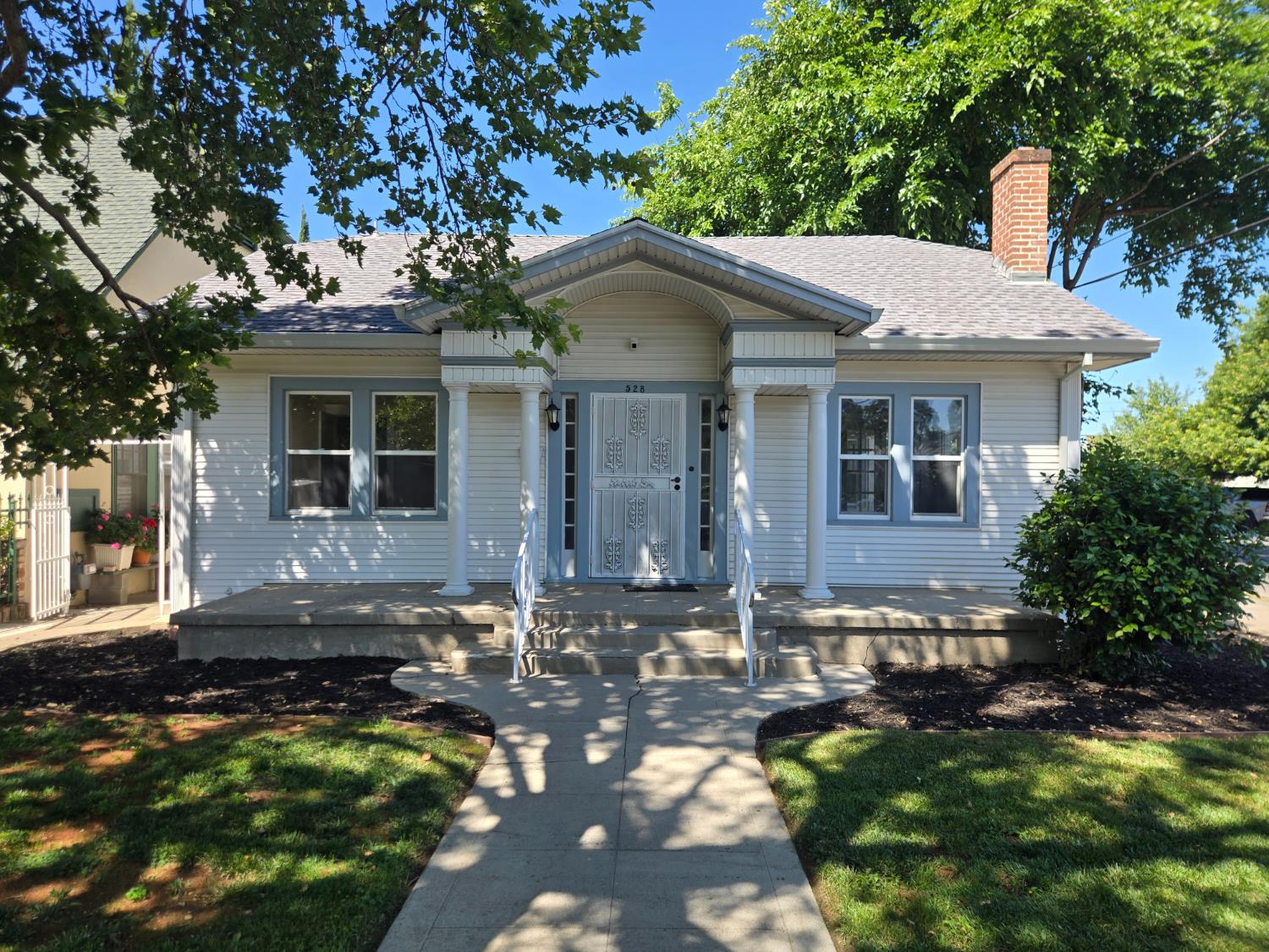 528 I Street