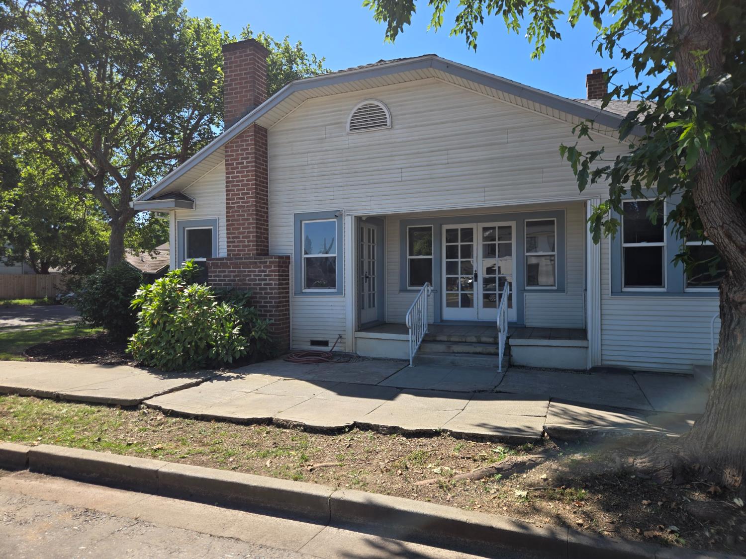 528 I Street