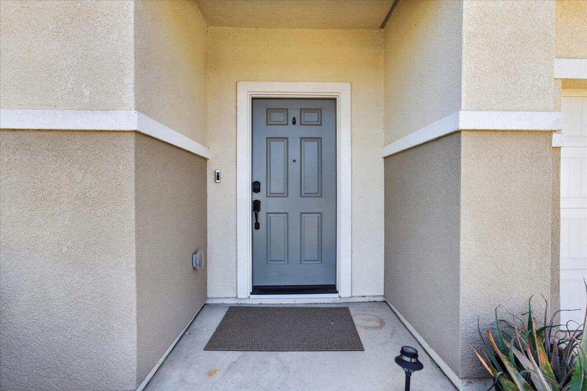 1254 Abrozo Way