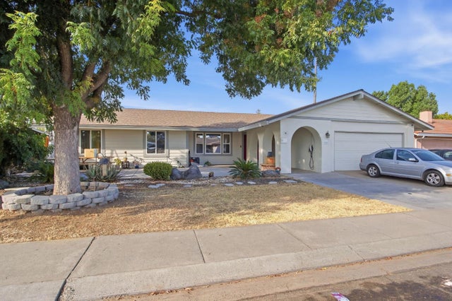 2201 Hale Ahola Way