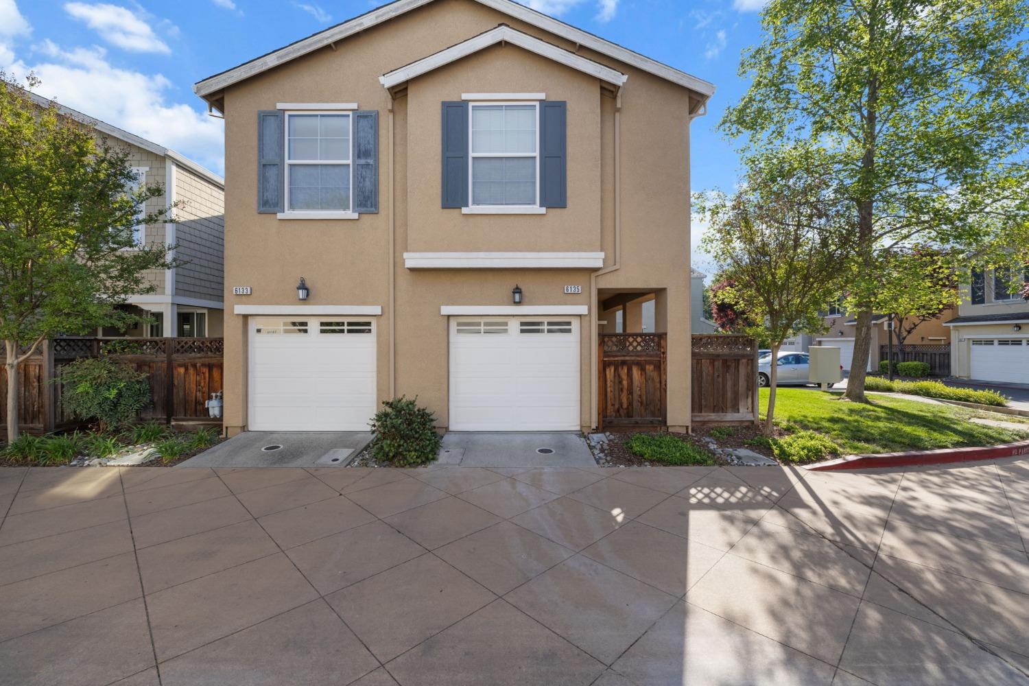 6135 Westport Lane